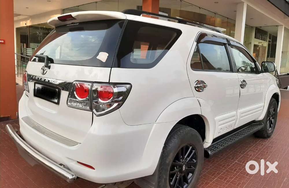 Toyota Fortuner 2011-2016 4x2 Manual, 2012, Diesel