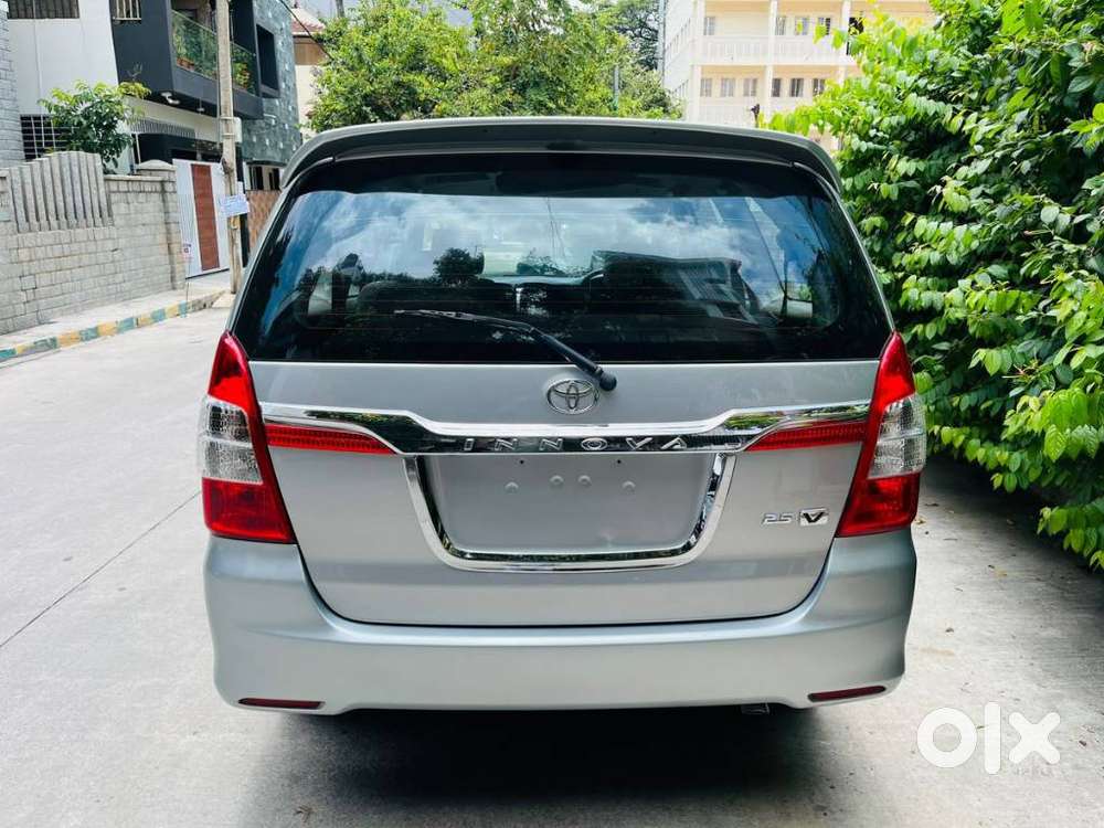 Toyota Innova 2.5 EV PS 8 STR BS-III, 2015, Diesel