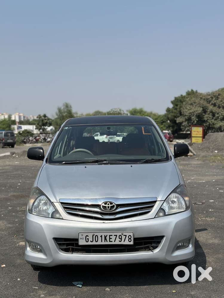 Toyota Innova 2.5 V 7 Str, 2010, Diesel