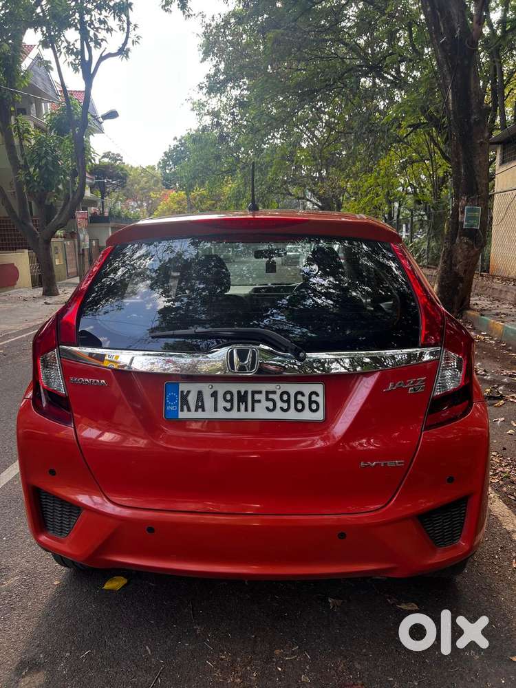 Honda Jazz V Cvt, 2015, Petrol