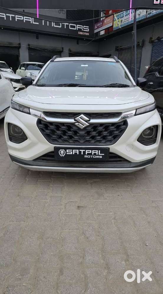 Maruti Suzuki Fronx Sigma 1.2 Mt, 2023, Petrol