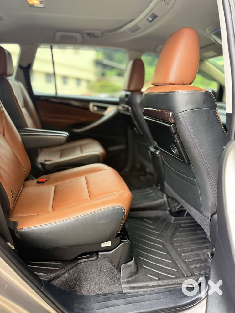 Toyota Innova Crysta 2.4 Z 7 Str, 2022, Diesel