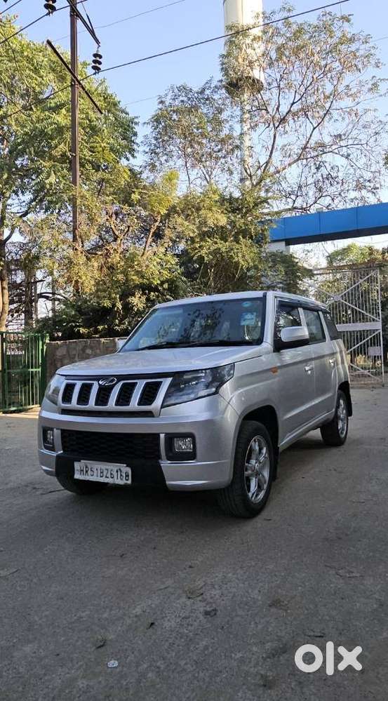 Mahindra Tuv 300