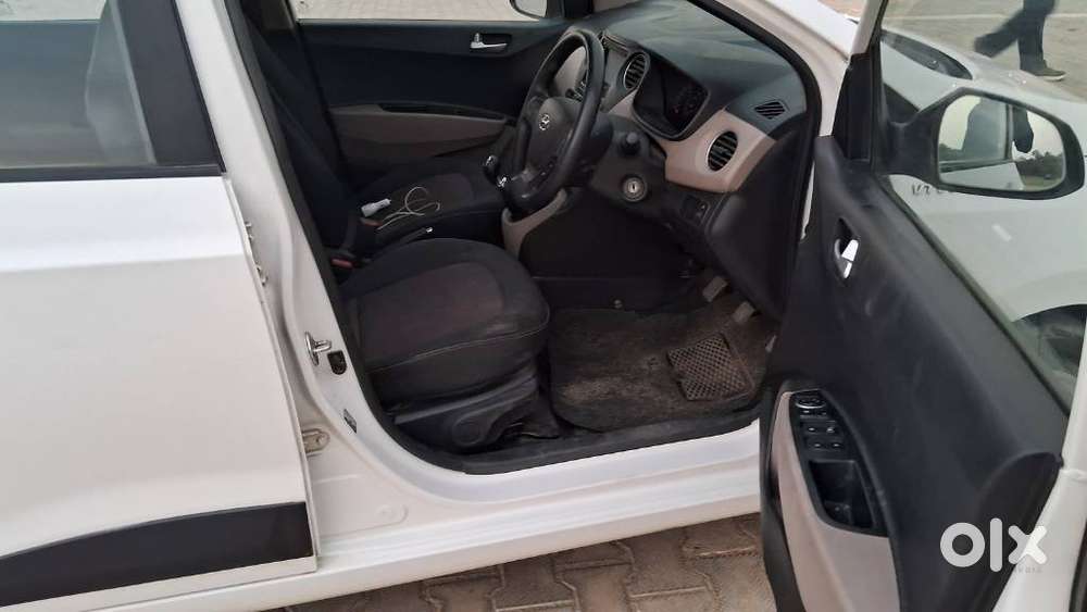 Hyundai Xcent, 2017, Petrol