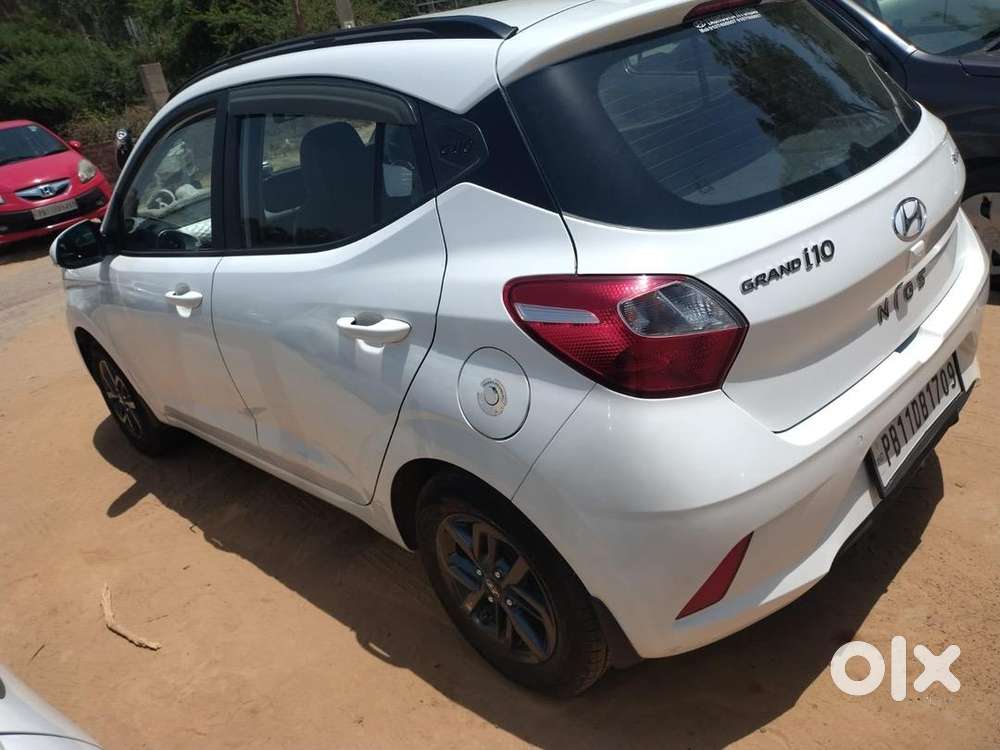 Hyundai Petrol Manual 2023