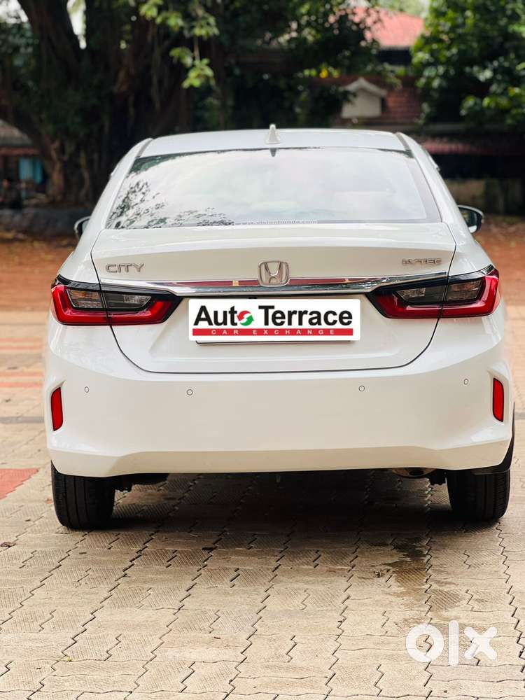 Honda City V Mt Sunroof, 2022, Petrol