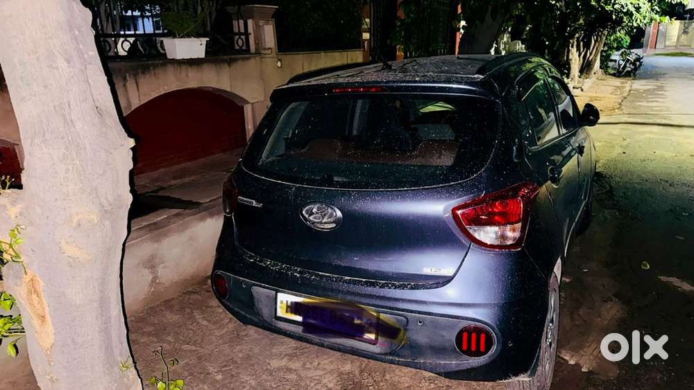 Hyundai Grand I10 Sportz 2019 October Model - Cng Fitter Top Model