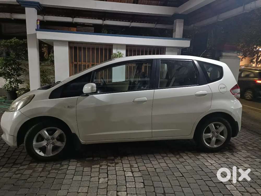 Honda Jazz 2011 Petrol Well Maintained