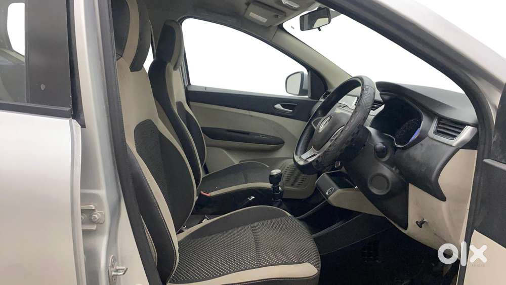 Renault Triber Rxz, 2020, Petrol