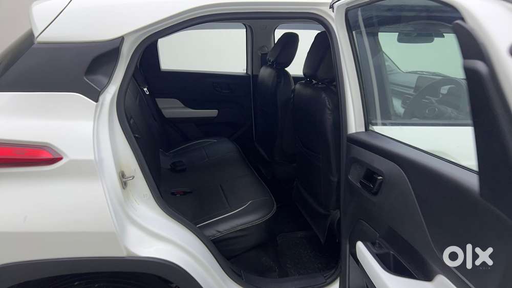 Tata Punch Accomplished Dazzle Sunroof Cng, 2024, Cng & Hybrids