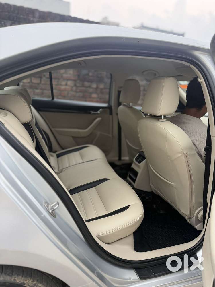 Skoda Octavia Ambition 2.0 Tdi At, 2014, Diesel