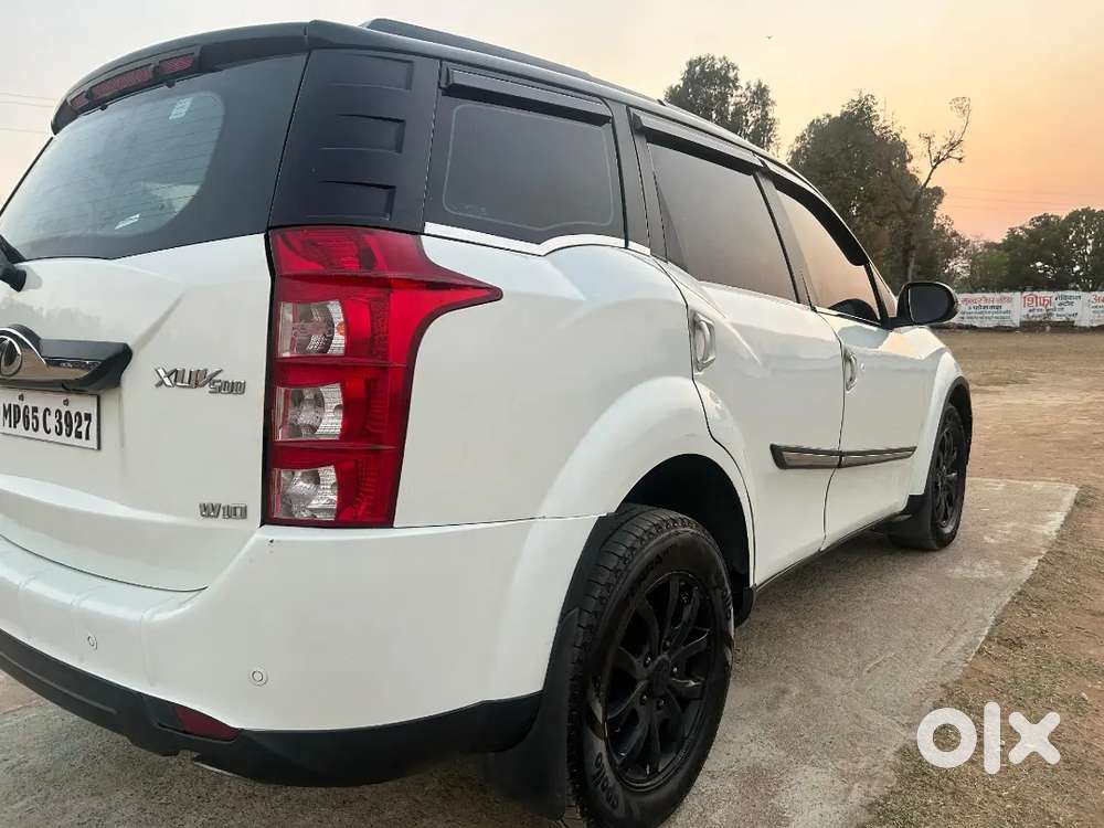 Mahindra Xuv500 2018 Diesel 142000 Km Driven