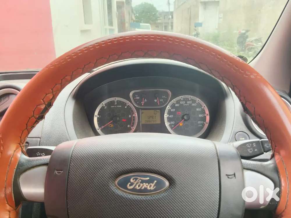 Ford Fiesta 2015 Diesel 88000 Km Driven