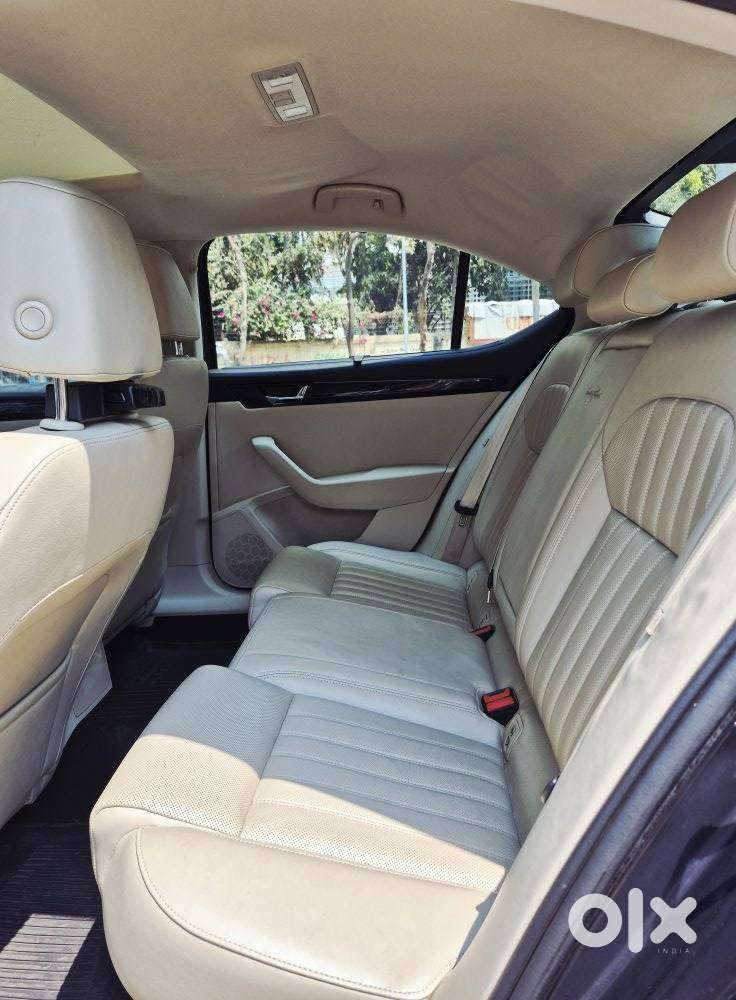 Skoda Superb 1.8 Elegance Tsi At, 2018, Petrol