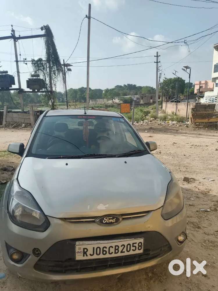 Ford Figo 1.2 Petrol Manual 2011