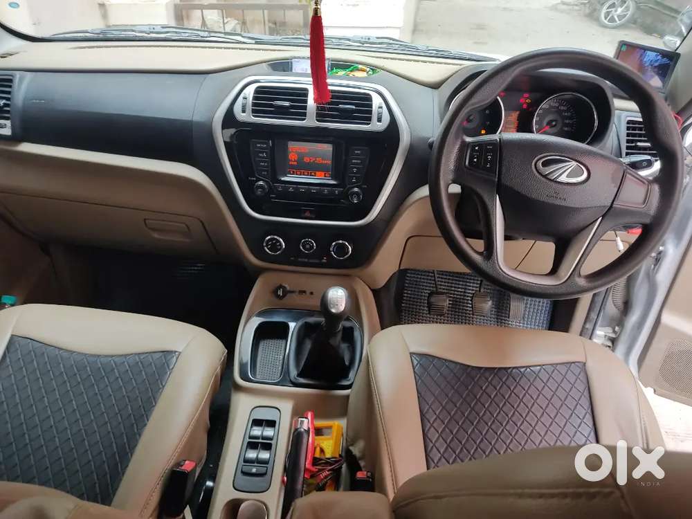 Mahindra Tuv 300 2016
