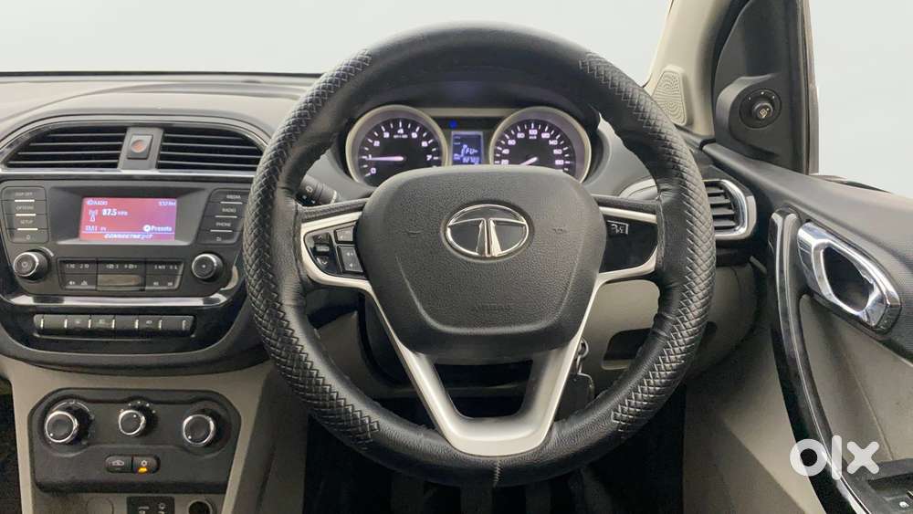 Tata Tiago 1.2 Revotron Xz, 2017, Petrol
