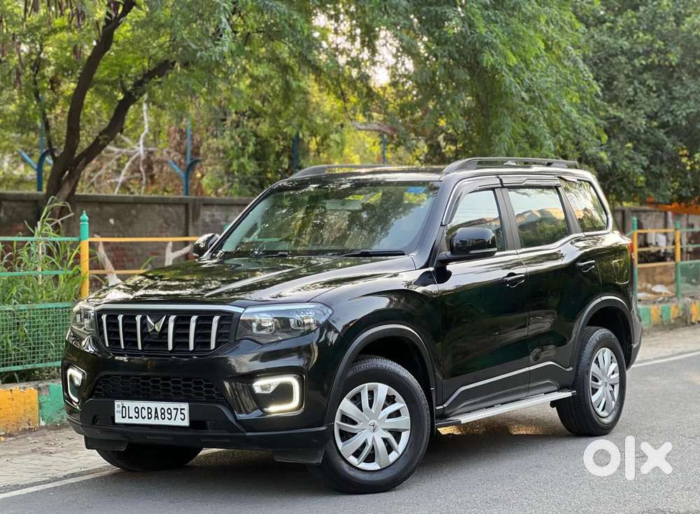 Mahindra Scorpio N Z4 Petrol Mt 7 Str (e), 2023, Petrol