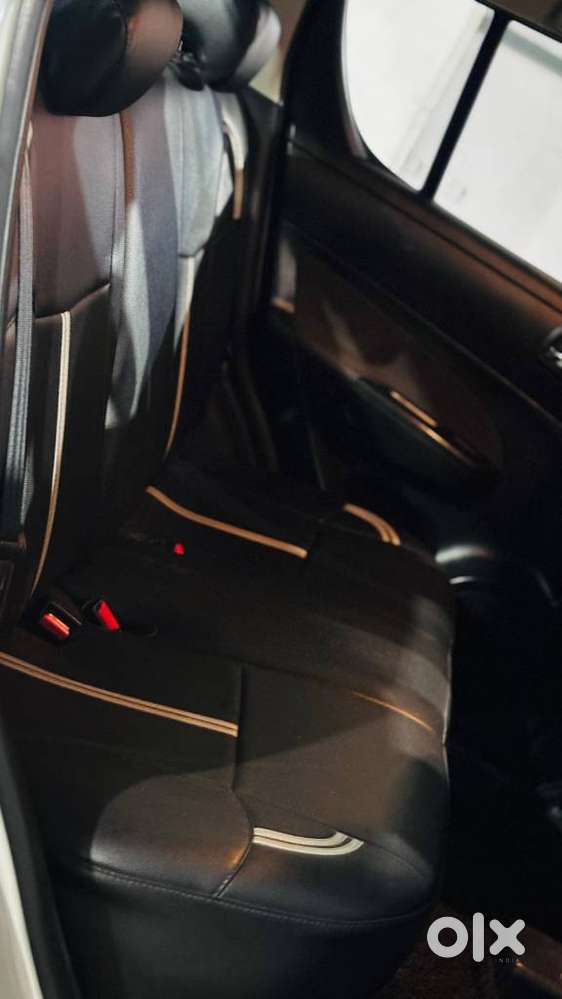 Maruti Suzuki Swift Vxi + Manual, 2016, Petrol