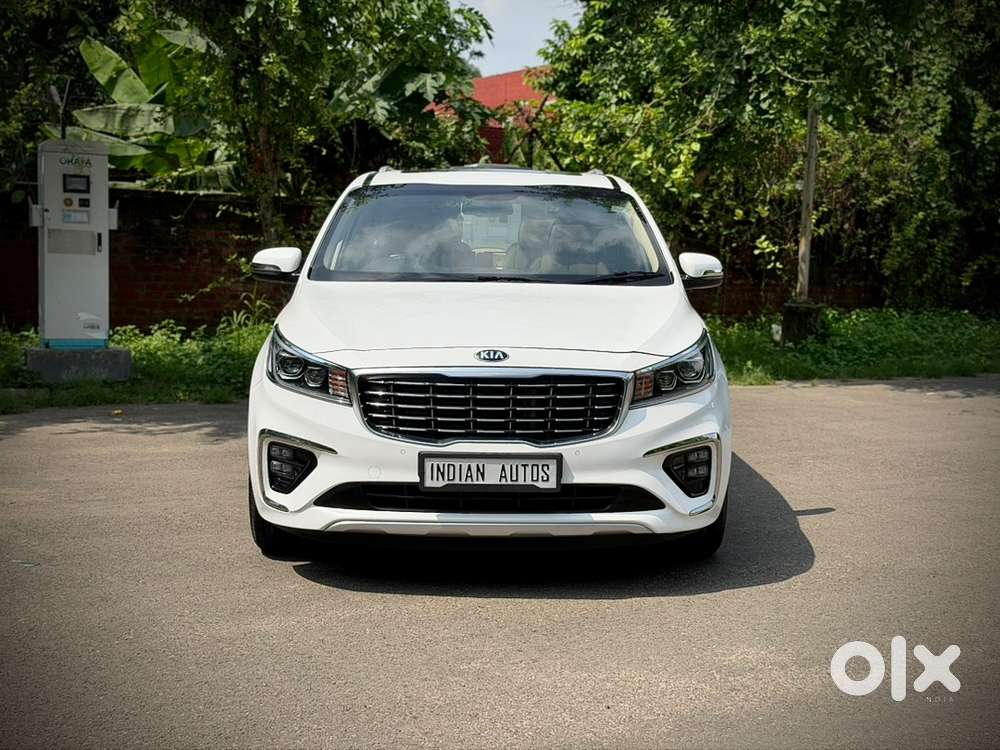 Kia Carnival Limousine