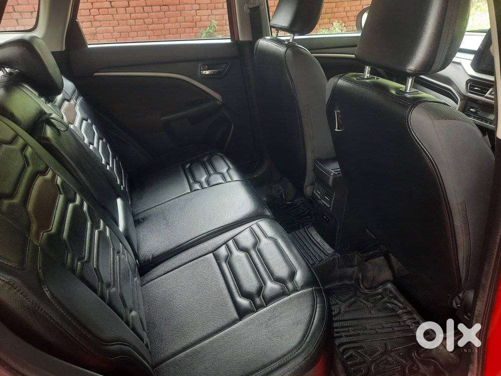 Maruti Suzuki Brezza 1.5 Zxi Smart Hybrid Dual Tone, 2022, Petrol