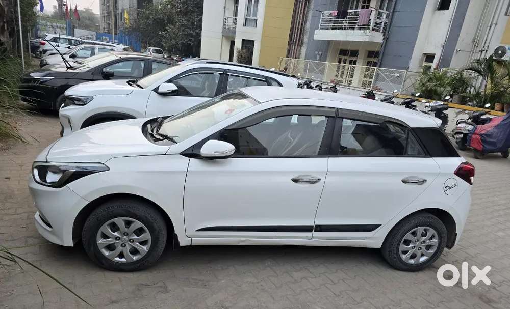 Elite I20 Sports Diesel Dec 17 Model Good Condition Full Ins Upto 27