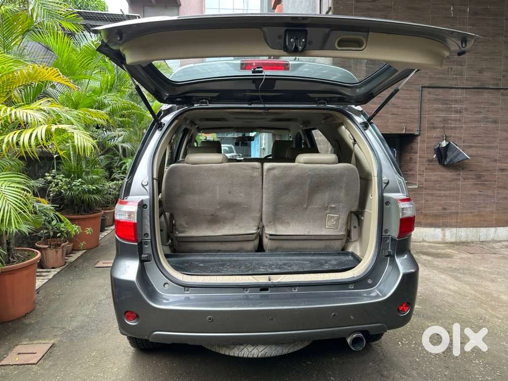Toyota Fortuner 2011 Diesel Manual