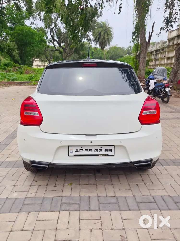 Maruti Suzuki Swift Vxi 2020