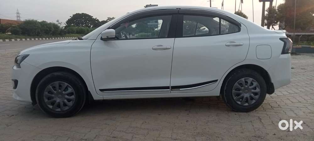 Maruti Suzuki Dzire 1.2 Vxi, 2025, Petrol
