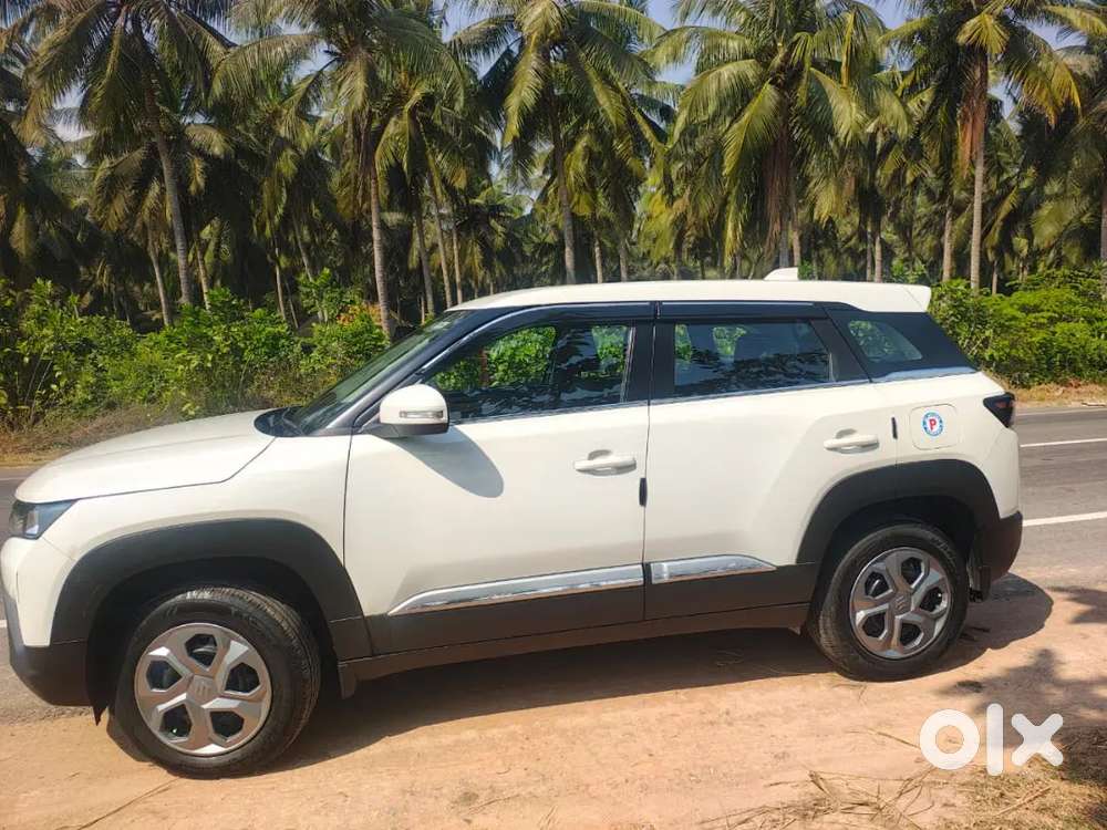 Maruti Suzuki Brezza Vxi 2024