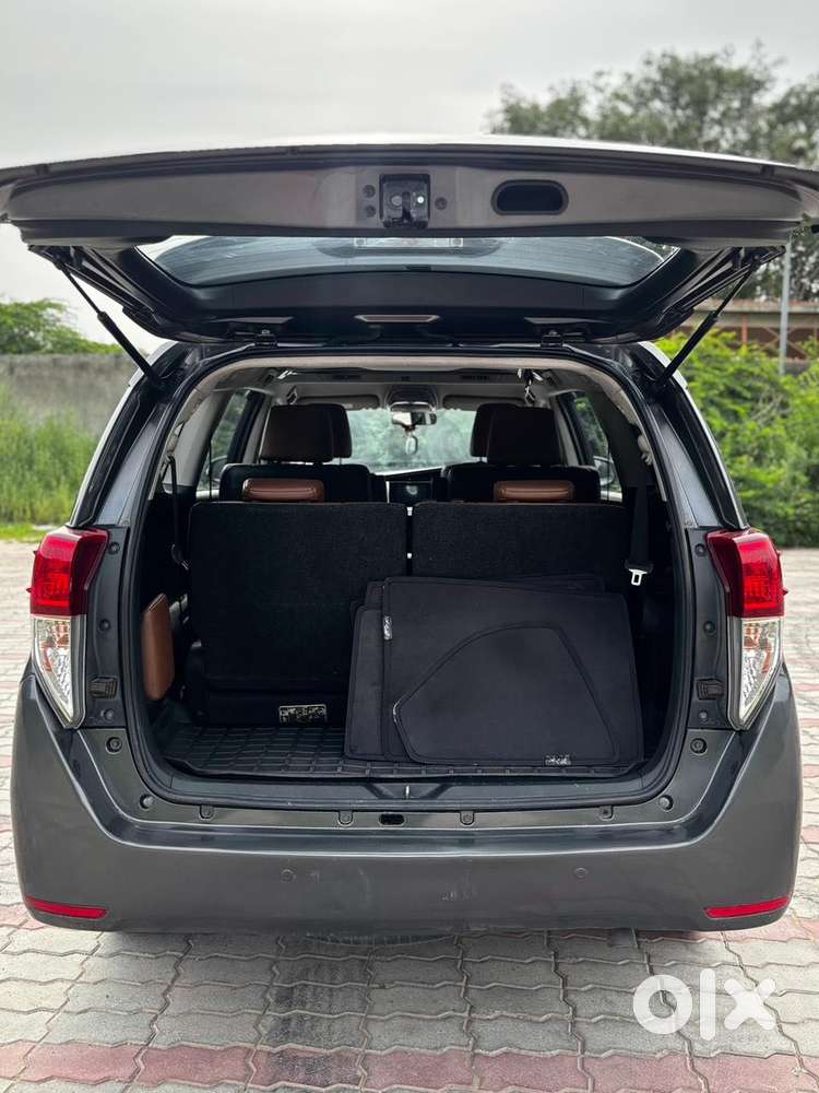 Toyota Innova Crysta 2.8 Zx At, 2017, Diesel