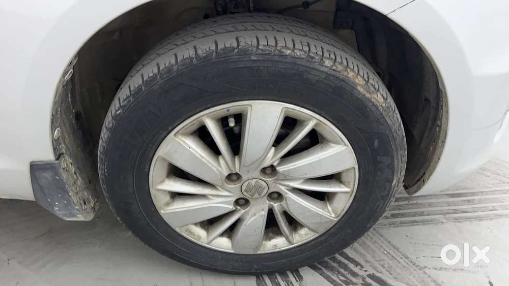 Maruti Suzuki Swift 1.3 Zxi, 2015, Petrol