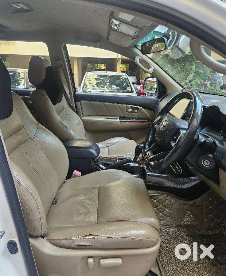 Toyota Fortuner 3.0 4x2 Automatic, 2015, Diesel