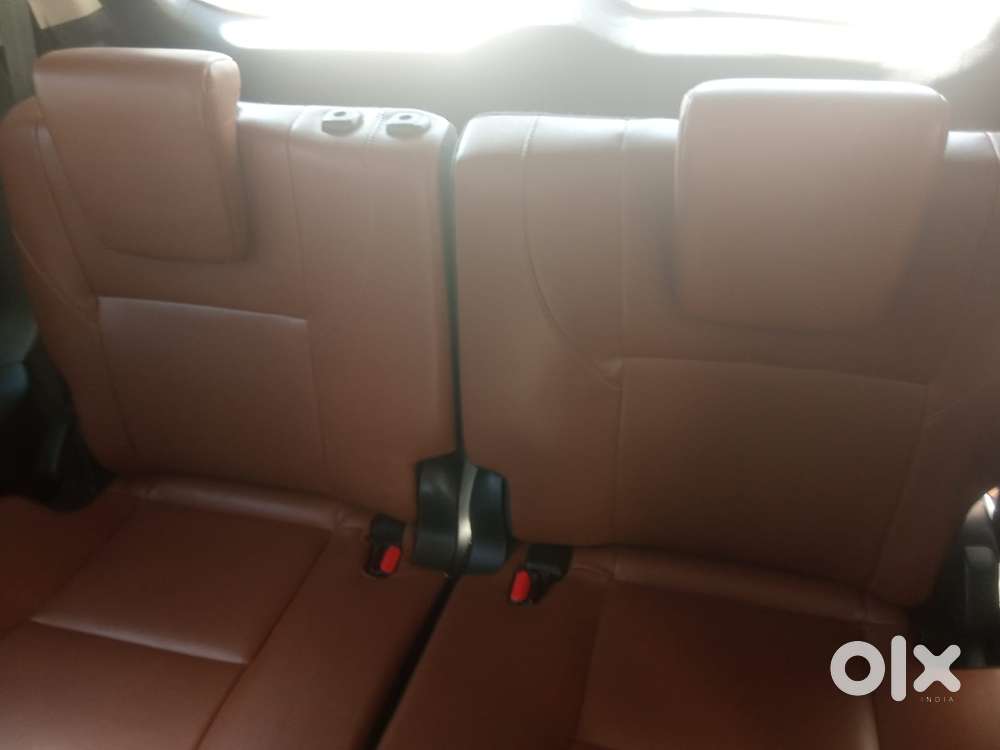 Toyota Innova Crysta 2.8z Automatic, 2016, Diesel