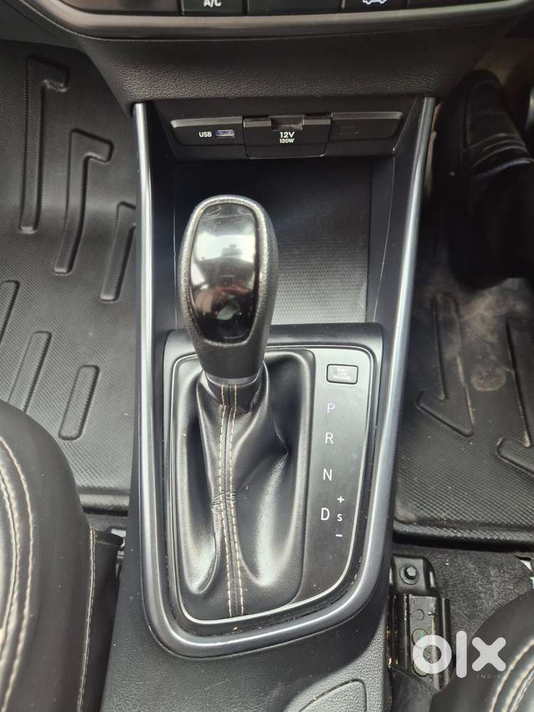 Hyundai I20 Sportz 1.2 Ivt, 2021, Petrol