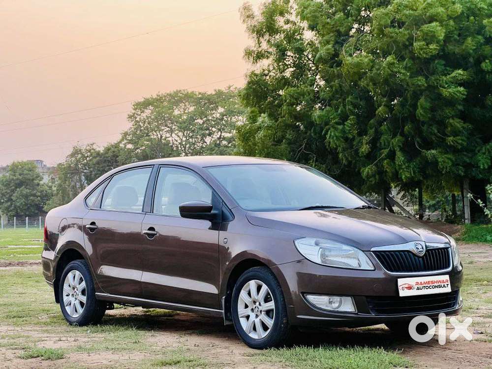 Skoda Rapid 1.5 Tdi At Ambition, 2014, Diesel