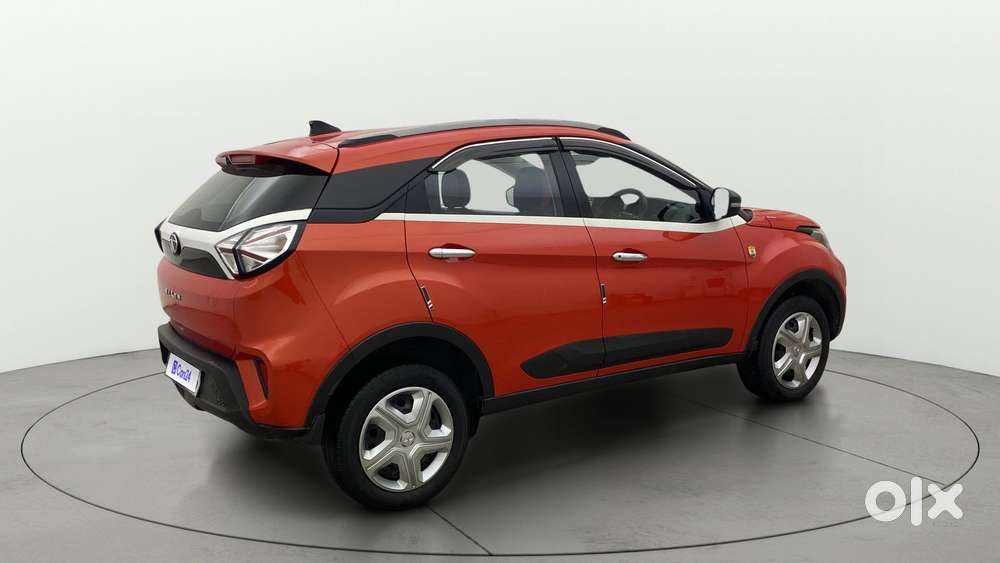 Tata Nexon 1.2 Revotron Xm (s), 2023, Petrol