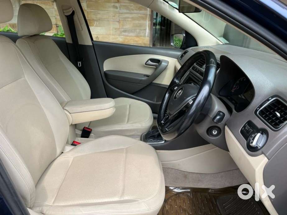 Volkswagen Vento 1.2 Tsi Highline At, 2015, Petrol