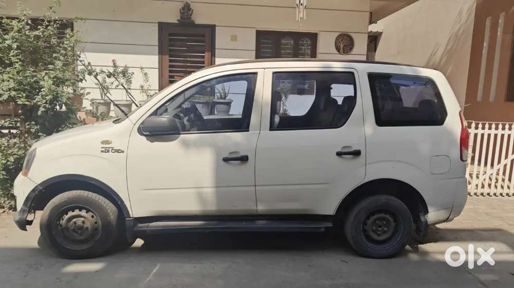 Mahindra Xylo 2013