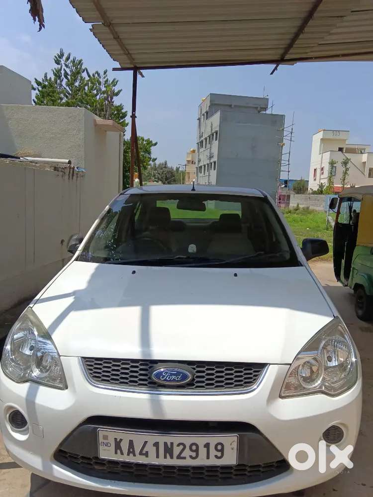 Ford Fiesta 1.4 Zxi 2010