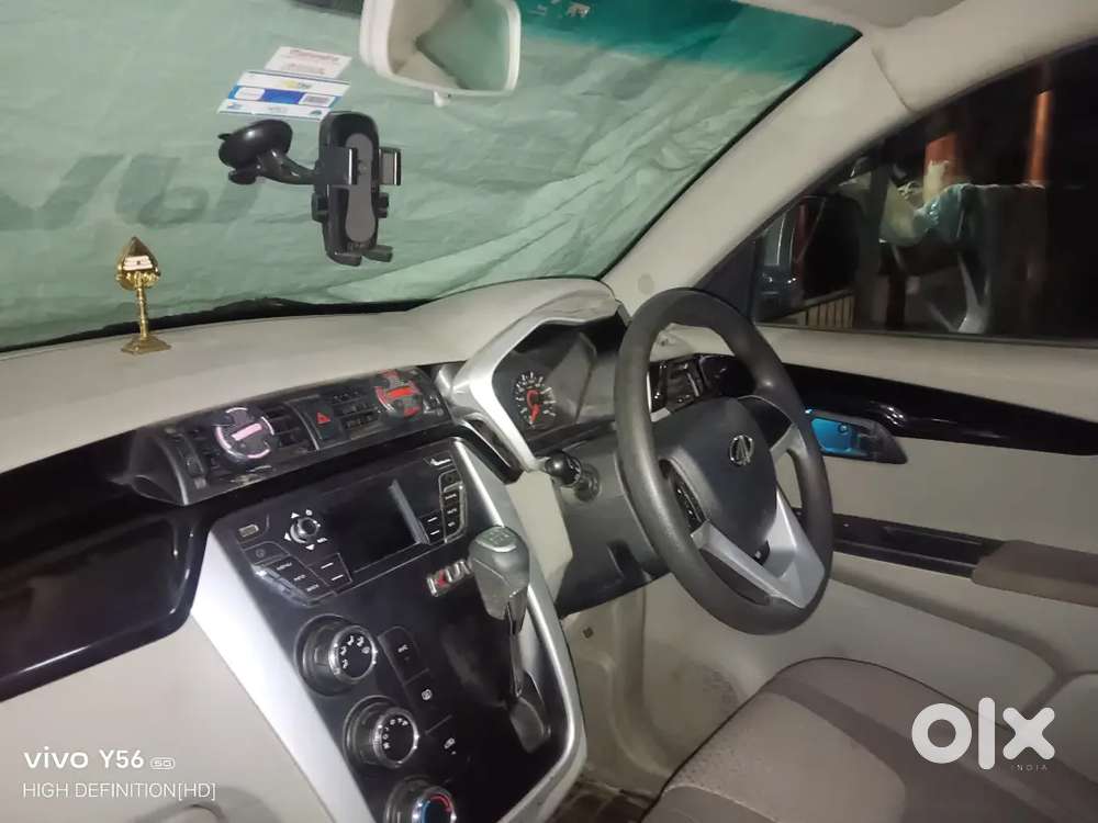 Mahindra Kuv100 Nxt 2016 Petrol Manual Dual