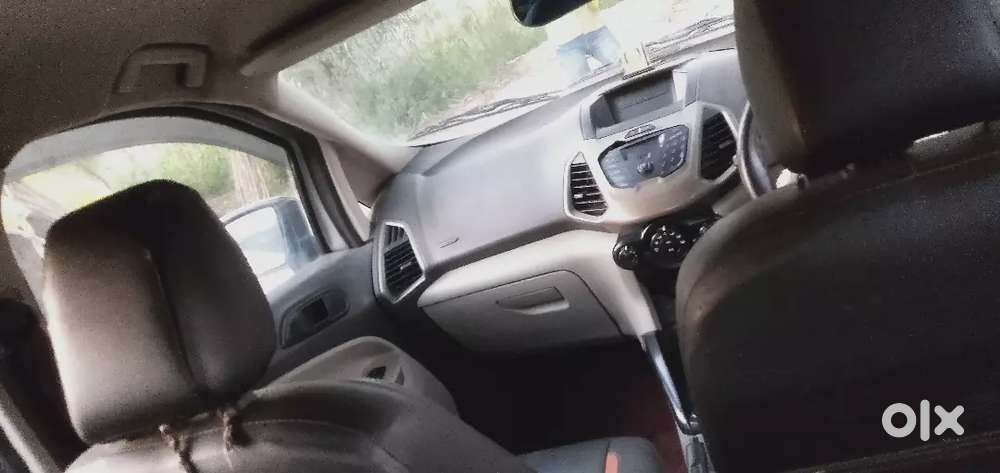 फोर्ड इकोस्पोर्ट अगस्त 2013 अच्छी कंडीशन में
