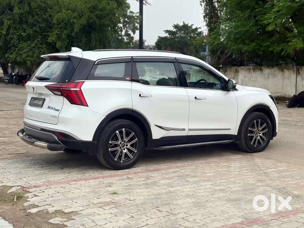 Mahindra Xuv700 2.2 Ax 7 Diesel Mt Luxury Pack Str, 2022, Diesel