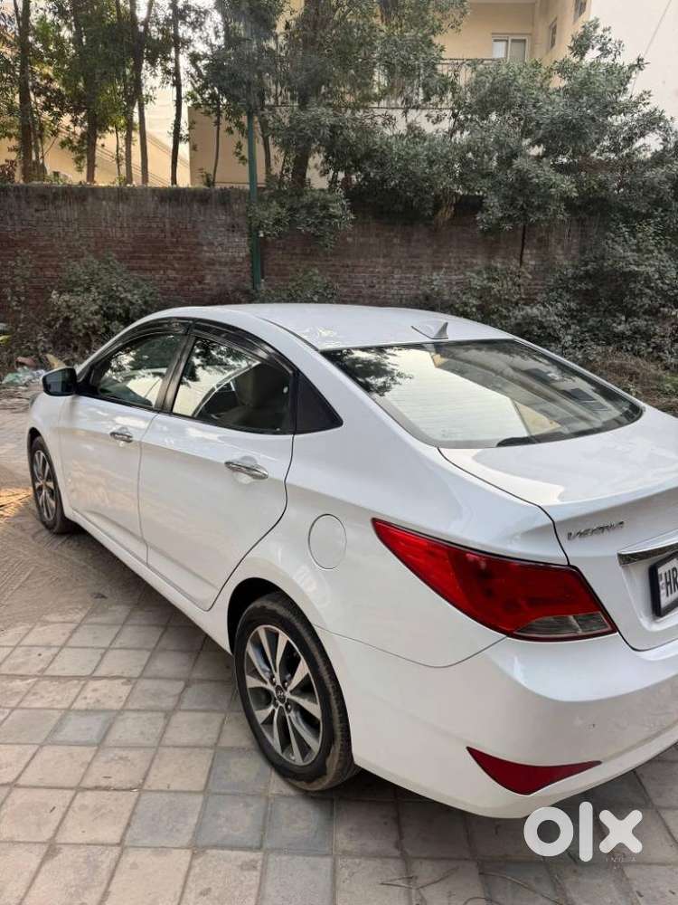 Hyundai Verna 2015-2016 1.6 Crdi At Sx, 2016, Diesel