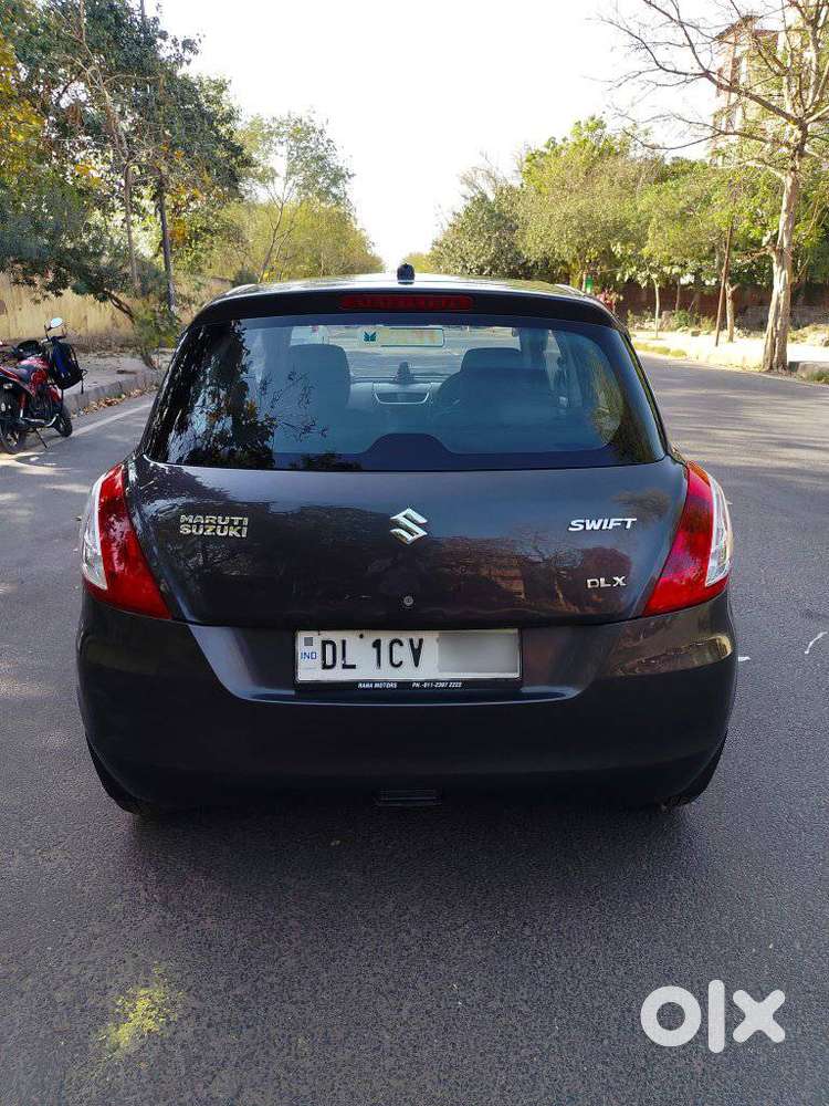 Maruti Suzuki Swift 1.2 Dlx, 2016, Petrol