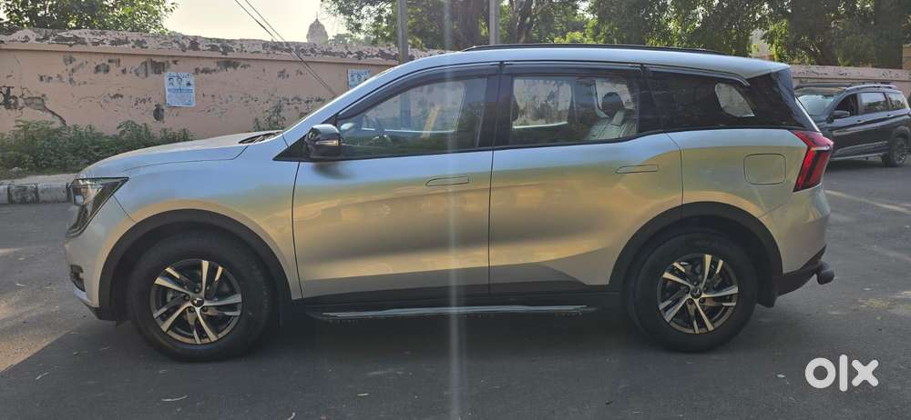 Mahindra Xuv700 2.2 Ax 5 Diesel At Str, 2022, Diesel