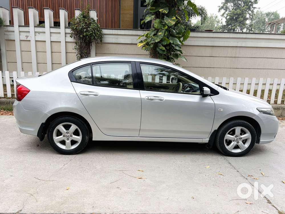 Honda City V At Exclusive, 2013, Petrol