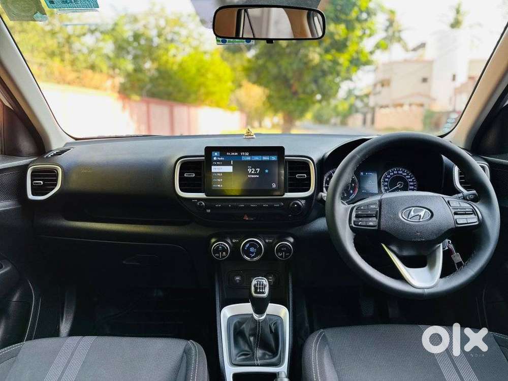 Hyundai Venue 1.0 Sx Turbo Imt, 2020, Petrol