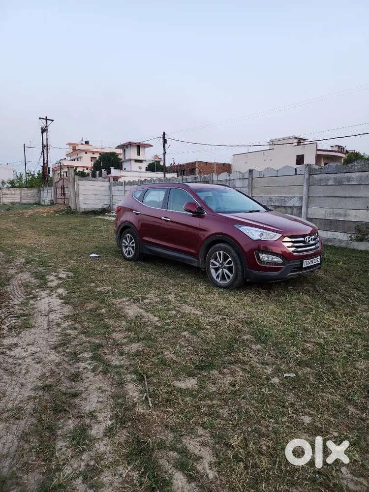 Hyundai Santa Fe 2014 Diesel Well Maintained Auto Showroom Condition