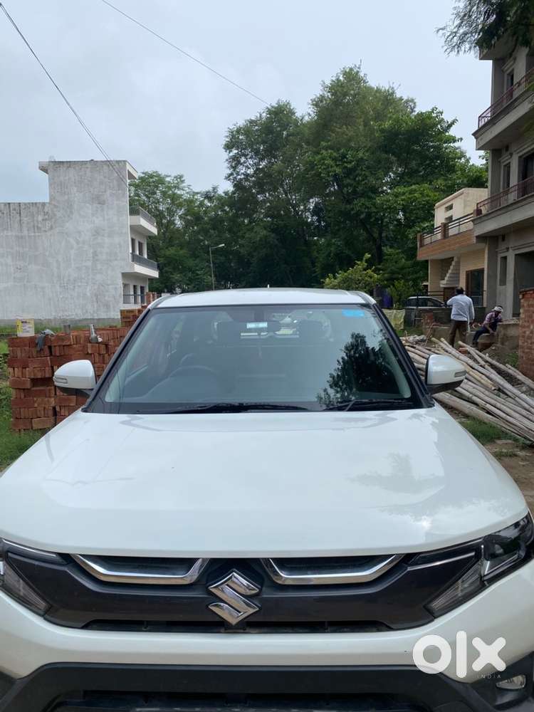 Maruti Suzuki Brezza Vxi At Petrol Manual 2025